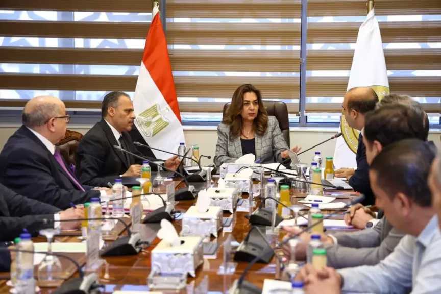 وزيرة التنمية المحلية والبيئة تتابع تطوير منظومة المخلفات بالشرقية وتوجه برقابة يومية لتحسين مستوى النظافة