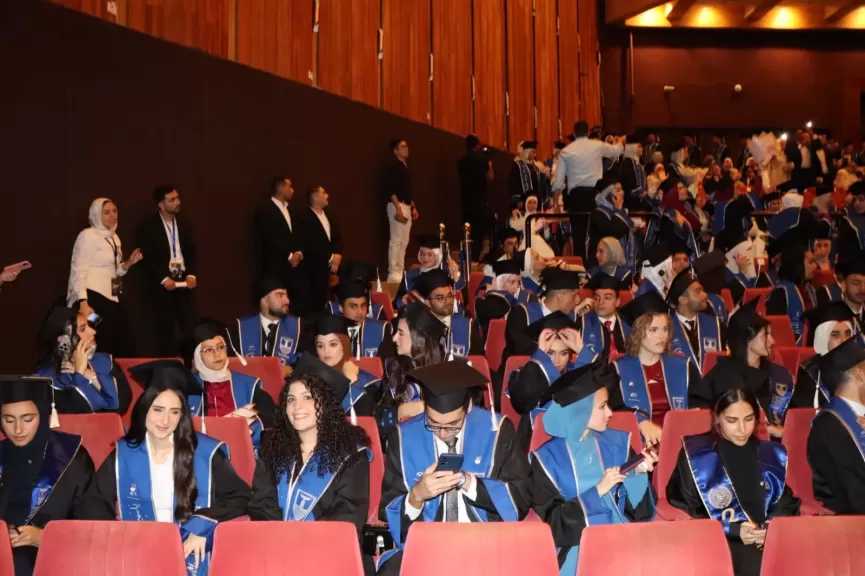 تخريج 723 طبيبًا.. ”طب أسنان” الإسكندرية تحتفل بالدفعة الـ78