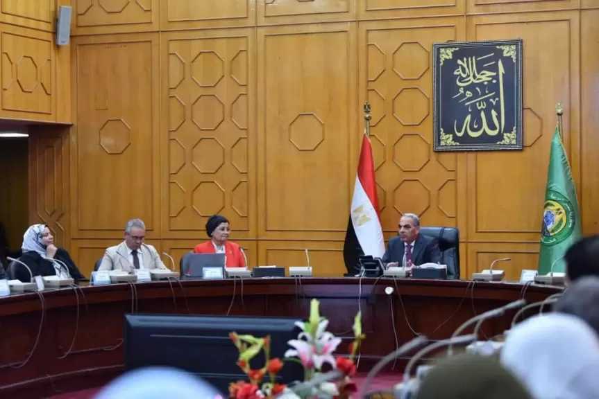 نائب وزير الصحة تتابع تنفيذ الاستراتيجية الوطنية للسكان بالإسماعيلية وتؤكد أهمية الاستثمار في الشباب