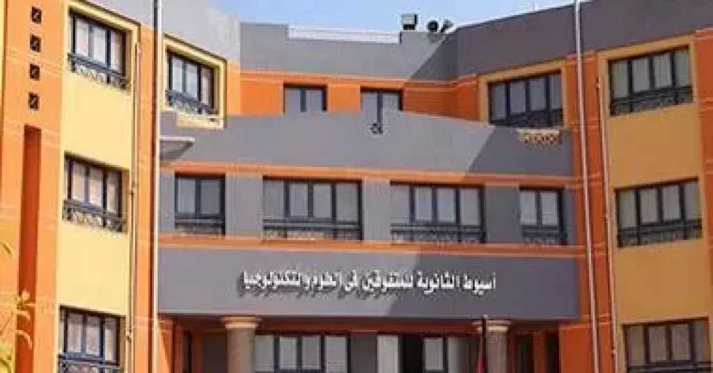 رسميا.. فتح التقدم إلكترونيًا لمدارس المتفوقين من خريجي الشهادة الإعدادية