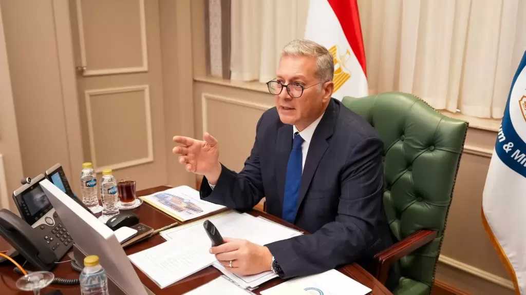 خطة وزارة البترول لتأمين احتياجات السوق المحلية من الطاقة خلال شهر أغسطس