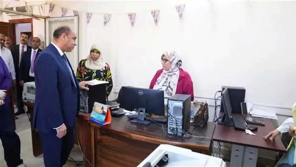 وزير العمل يستمع لآراء المواطنين..ويؤكد: رضا المواطن هو المعيار الحقيقي لنجاحنا