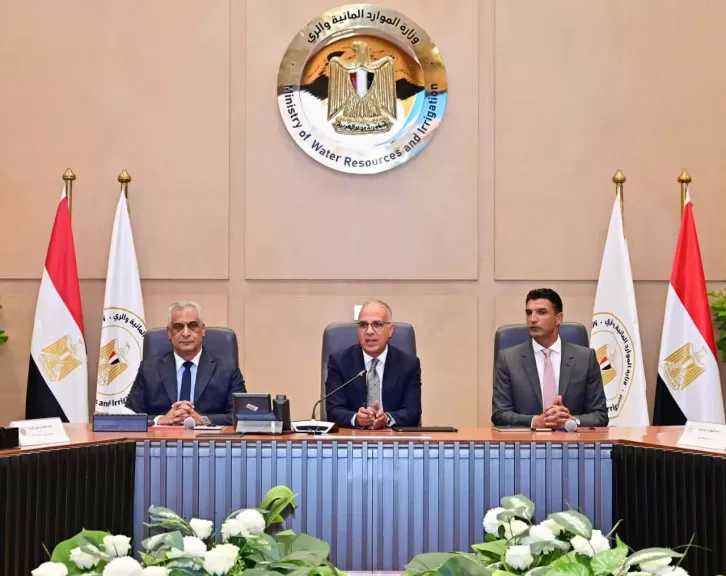 وزراء الإنتاج الحربي والري والصناعة يبحثون وضع منظومة متكاملة للإدارة المستدامة للمياه في القطاع الصناعي