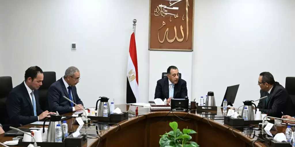 مدبولي يستعرض مع رئيس جهاز تنمية المشروعات الرؤية الاستراتيجية وخطة التحرك خلال الفترة المقبلة
