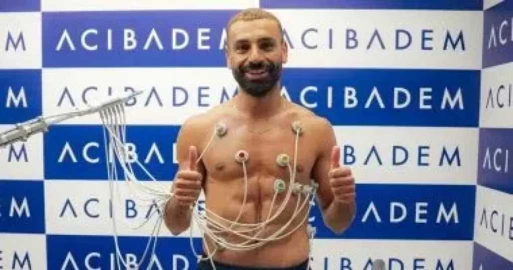 محمد صلاح يجتاز الكشف الطبي تمهيدًا للإعلان عن انتقاله إلى طرابزون سبور