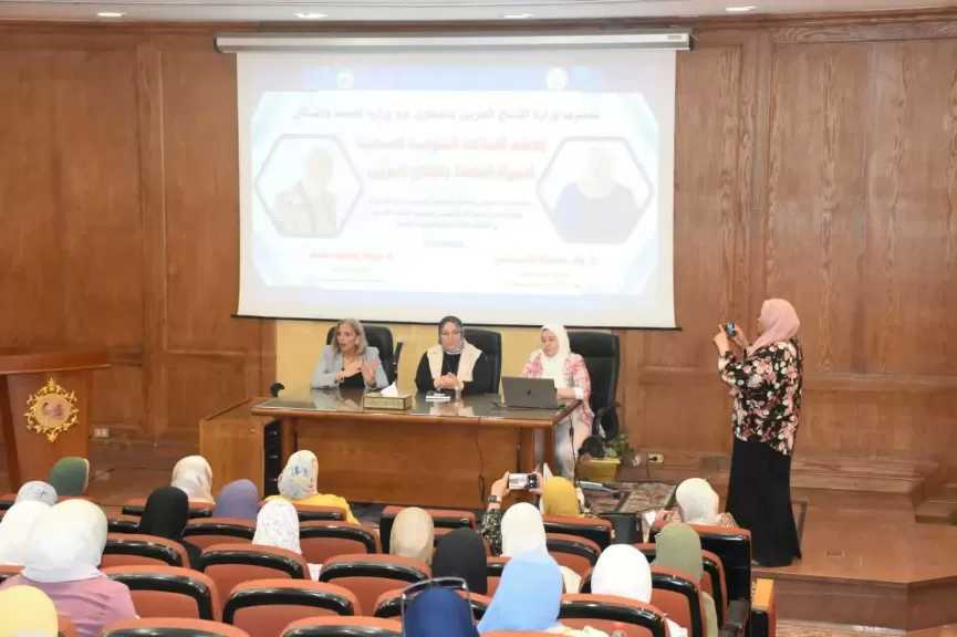 وزارة الإنتاج الحربي تنظم ندوة توعوية للعاملات حول الصحة الإنجابية