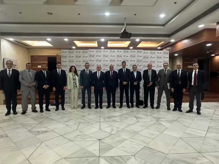 وكيل اتحاد الصناعات المصرية يدعو الشركات الهندية للتصنيع في مصر والتصدير للعالم عبر بوابة الاتفاقيات التجارية