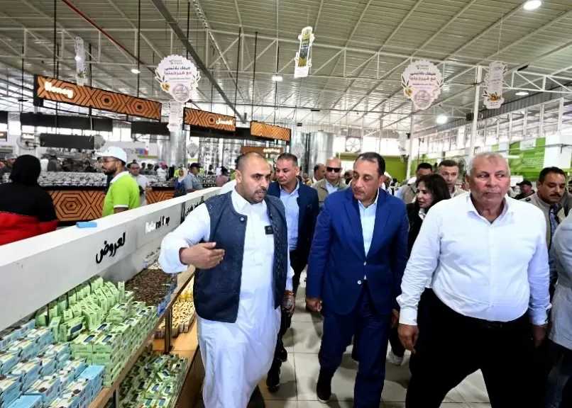 خلال جولته اليوم بمحافظة مطروح.. رئيس الوزراء يتفقد معصرة زيتون ”فيرجينيا” المطورة