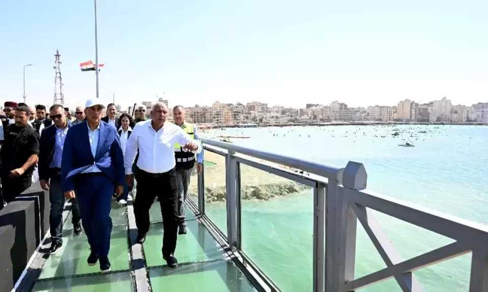 رئيس الوزراء يفتتح كوبري روميل بعد تطويره.. صور