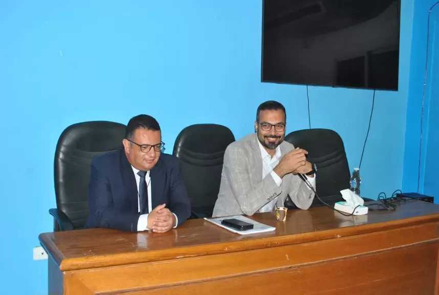 صحة سوهاج: اجتماع موسع مع مديري الإدارات لاستعراض سياسات العمل في الفترة المقبلة