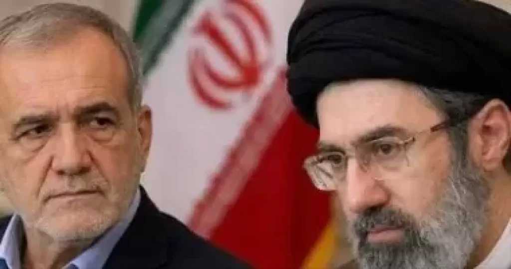 ماذا قال رئيس إيران عن الوضع الصحى لمجتبى خامنئى؟