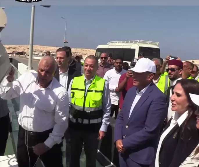 افتتاح كوبري روميل بعد تطويره بمحافظة مطروح.. فيديو