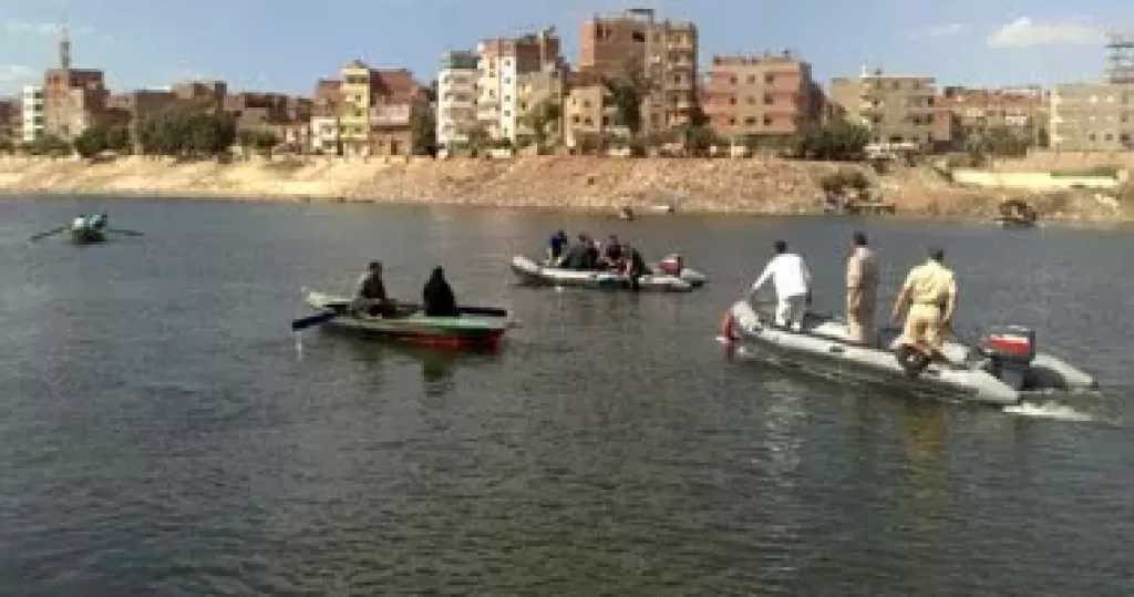 انتشال غريقين من داخل ترعة فى المطرية