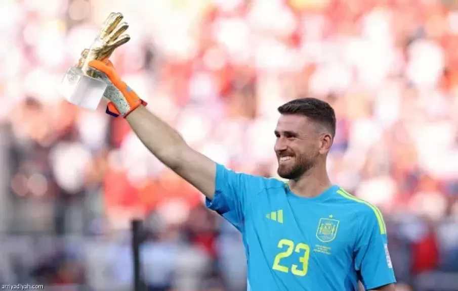 تقرير: يوفنتوس يتحرك للتعاقد مع أوناي سيمون بطل العالم