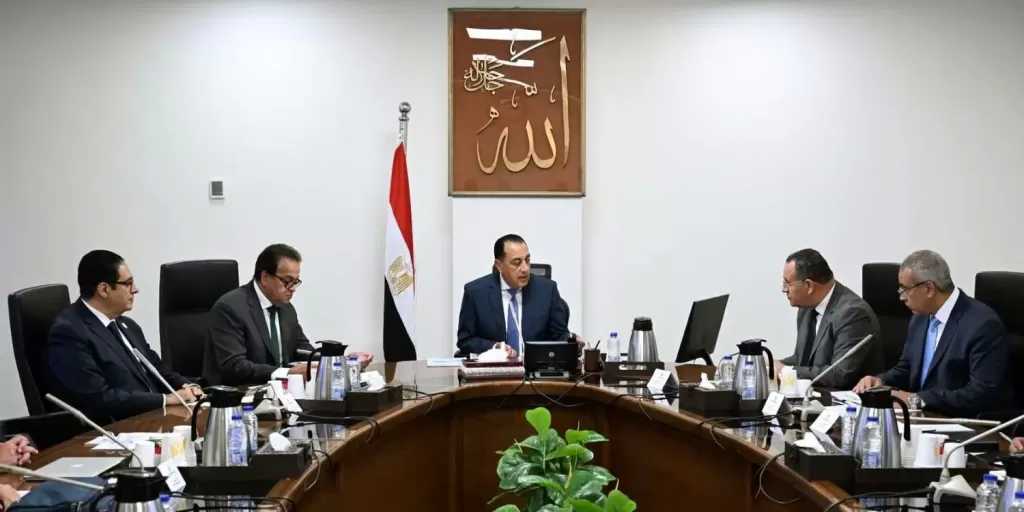 رئيس الوزراء يتابع مستجدات الموقف التنفيذي للمعهد القومي للأورام الجديد بالشيخ زايد ”مستشفى 500500”