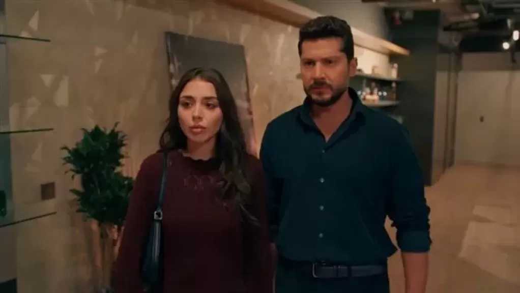مسلسل حب ع ورق الحلقة 46.. محاولات جولي ودانا لإشعال الغيرة ونهاية صادمة لأوس ولين