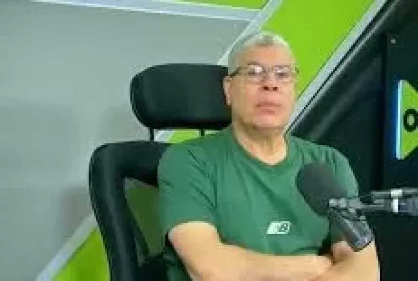 شوبير: استقبال برشلونة للأهلي كان رائعًا.. وحسام حسن منح حمزة عبد الكريم فرصة مهمة