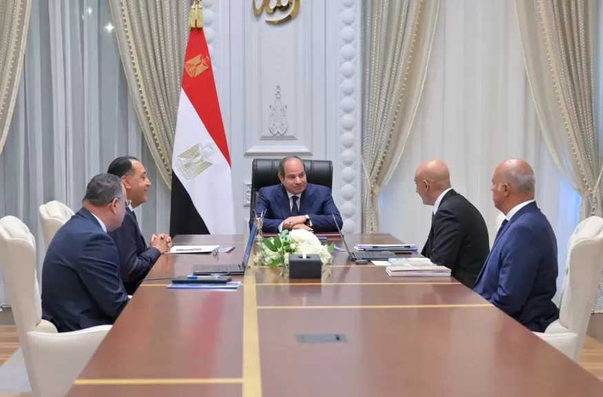 الرئيس السيسي يوجه بإعداد أجيال مؤهلة بأحدث الوسائل العلمية لمواكبة احتياجات سوق العمل