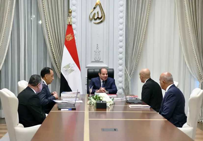 الرئيس السيسي يستعرض مستجدات ملفات عمل وزارتي التعليم والتعليم العالي استعدادًا للعام الدراسي الجديد