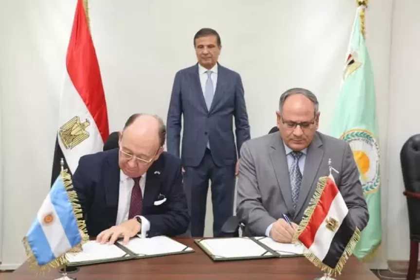 وزير الزراعة يشهد توقيع مذكرة تفاهم بين «البحوث الزراعية» والمعهد الوطني للتكنولوجيا الزراعية الأرجنتيني