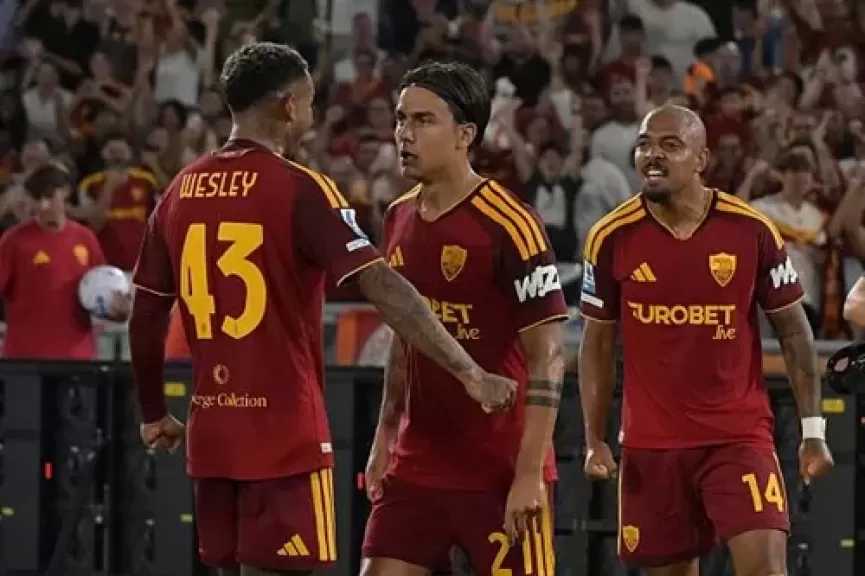 روما يكتسح فيورنتينا برباعية في الدوري الإيطالي