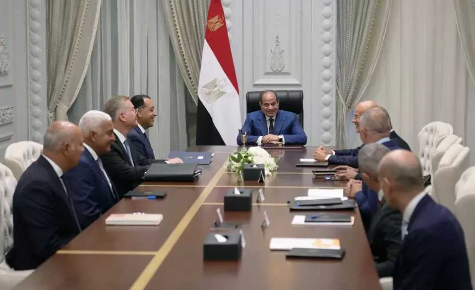 الرئيس السيسي يستقبل الرئيس التنفيذي لشركة ”إيني” الإيطالية
