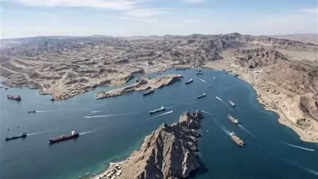 سياسي أمريكي: إيران لا تتحكم بمضيق هرمز.. والسفن لا تعبر إلا بإذن أمريكي