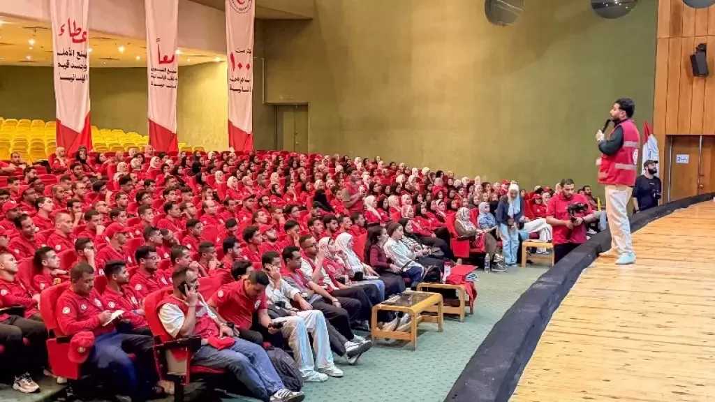 الهلال الأحمر المصري يطلق معسكرا لتعزيز الجاهزية للاستجابة للطوارئ بمشاركة 350 متطوعا