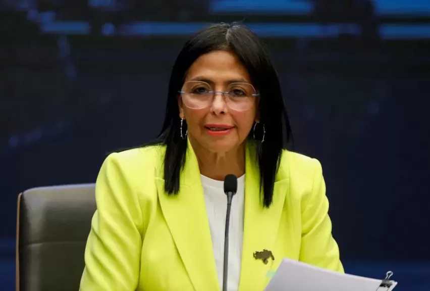 رئيسة فنزويلا: اتفاقية الطاقة مع أمريكا تمتد لـ25 عاما وتهدف لزيادة إنتاج النفط إلى 1.5 مليون برميل يوميا