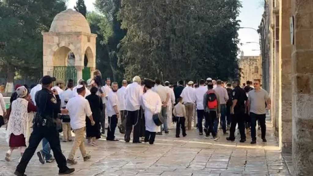 مصادر فلسطينية: مستوطنون يقتحمون مقامات إسلامية شمال الضفة الغربية