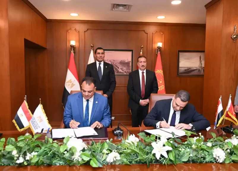وزير الشباب والرياضة ومحافظ بورسعيد يشهدان توقيع بروتوكول تعاون لتعظيم الاستفادة من الأراضي غير المستغلة بمراكز الشباب والمنشآت الرياضية