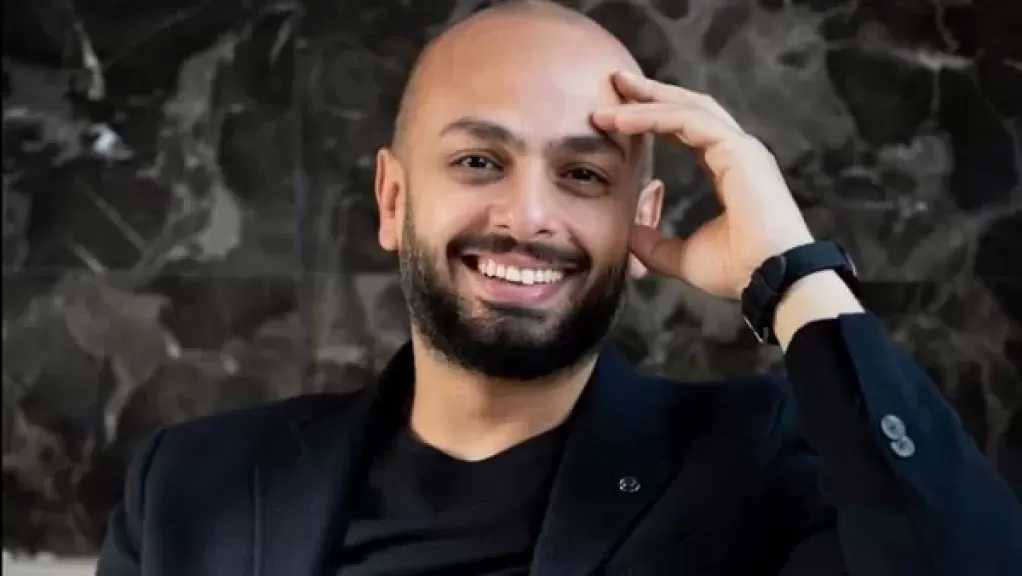 بعد غياب 15 عامًا.. أحمد مراد يعود للدراما بمسلسل «الفلكي» بطولة مكي