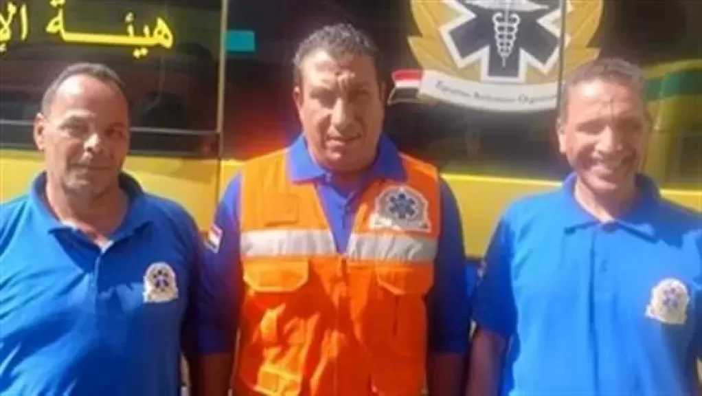 بطولة طفل وإنسانية مسعف تنقذ الأب بعد تعرضه لسكتة دماغية أثناء القيادة
