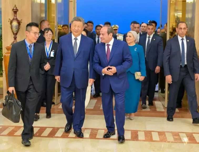 الرئيس الصيني يؤكد التزام بلاده بتنفيذ مقررات الشراكة الاستراتيجية مع مصر خلال لقائه الرئيس السيسي