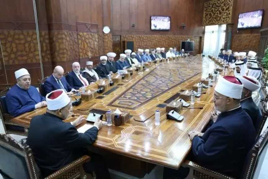 شيخ الأزهر يدعو إلى جبهة علمائية موحدة لمواجهة التحديات وصون هوية الأمة