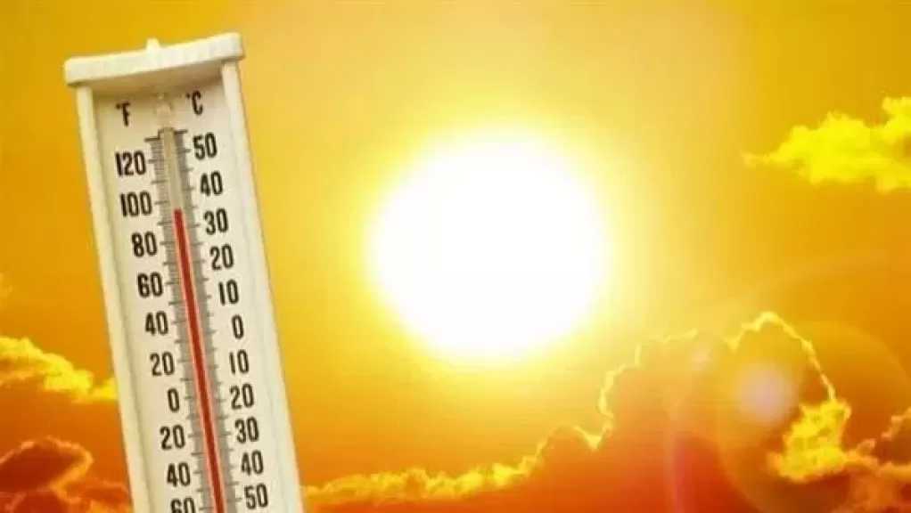 طقس الجمعة.. أجواء حارة ورياح مثيرة للرمال والأتربة