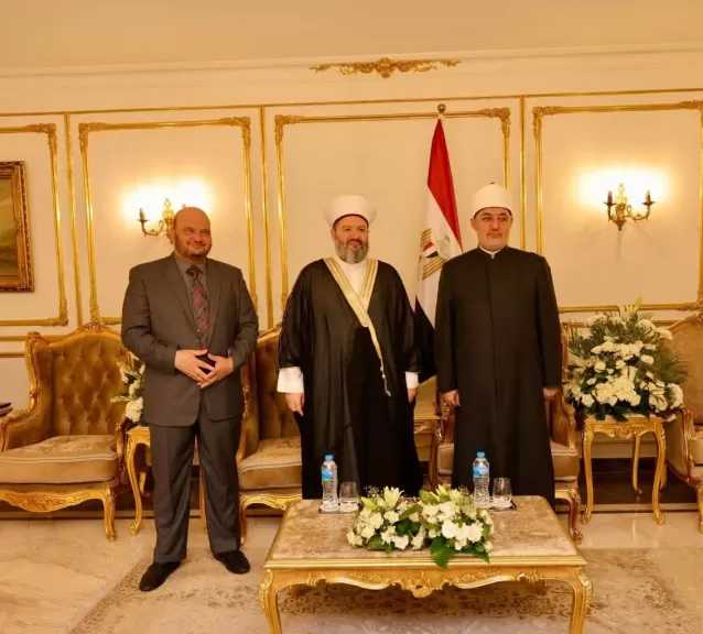 المفتي يبحث مع أمين دار الفتوى في أستراليا دعم الأقليات المسلمة وتعزيز الخطاب المعتدل في الغرب