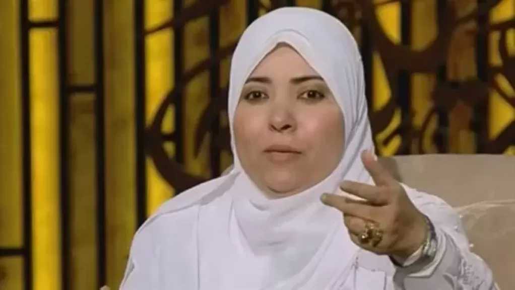أستاذة تفسير: بر الوالدين يفتح أبوابًا لا تُحصى من الخير
