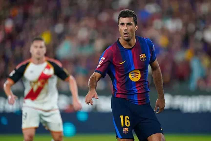 حمزة بديلا.. رودري أساسيا لأول مرة مع برشلونة