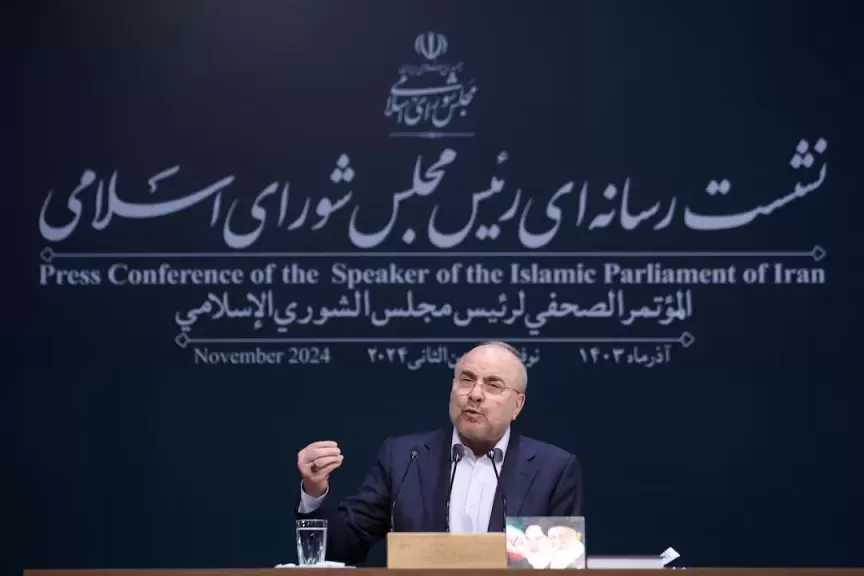 إيران تتعهد بمعالجة مشكلات الاقتصاد وتتوعد بالرد على أي هجمات جديدة