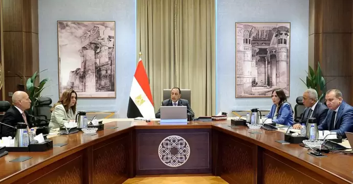 رئيس الوزراء يكلف بالبدء بتشجير الطريق الدائري وعدد من المحاور والطرق الرئيسية