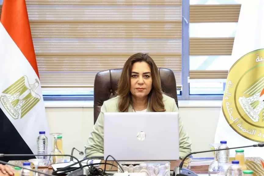 وزيرة التنمية المحلية والبيئة: مجمعات ”حياة كريمة” تنتقل من مرحلة الإنشاء إلى جني الثمار