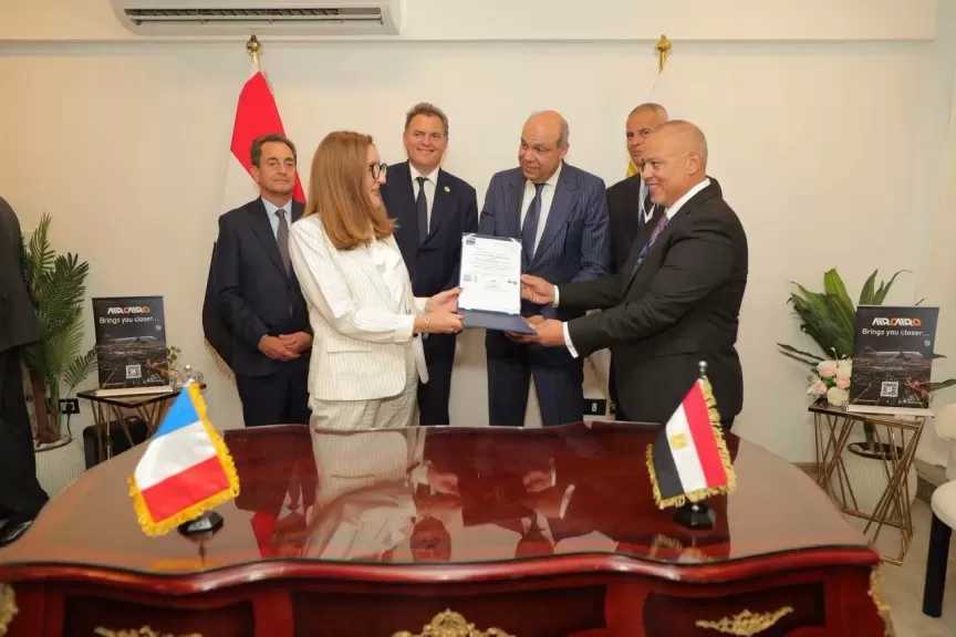 مصر للطيران للصيانة والأعمال الفنية تتسلم شهادة الجودة العالمية «AS9110»
