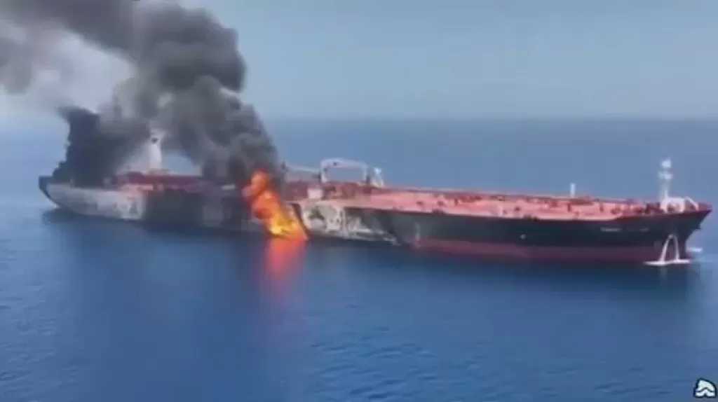 وزارة النقل العراقية تكشف تفاصيل تعرض ناقلة نفط لضربة مجهولة