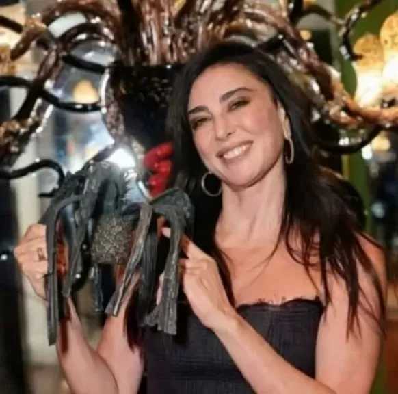 تكريم نادين لبكي بجائزة الريادة في مهرجان فينيسيا السينمائي