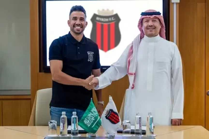 رئيس نادي الرياض: إصابة تريزيجيه جاءت في وقت صعب.. وسيعود بعد التوقف الدولي
