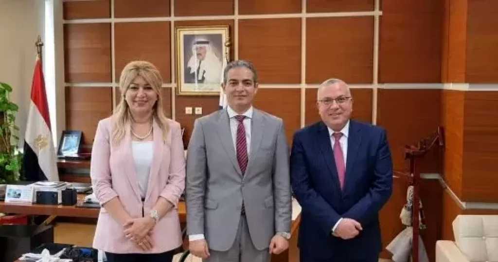 نقيب الإعلاميين يبحث مع الجامعة العربية المفتوحة إطلاق برامج أكاديمية لتأهيل الإعلاميين
