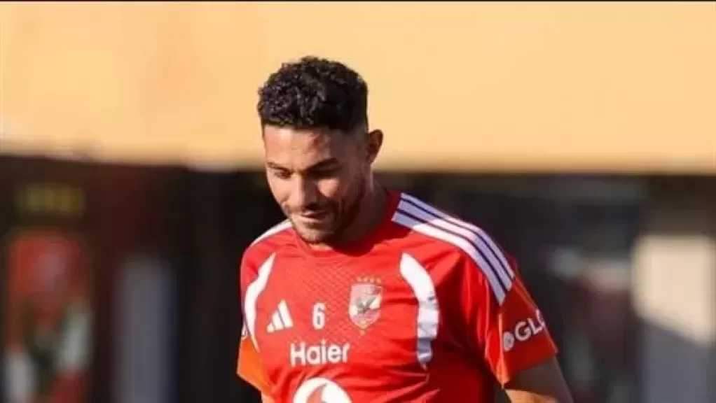 ياسر إبراهيم خارج مباراة الأهلي وأبو قير للأسمدة