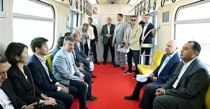 رئيس الوزراء يتفقد مشروع المرحلة الأولى للخط الرابع لمترو الأنفاق