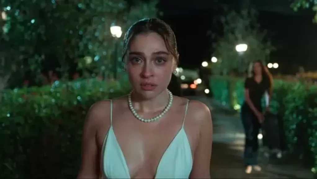 مسلسل ورود وذنوب الموسم الثاني الحلقة 1.. قرار صعب يغير علاقة سرحات وزينب